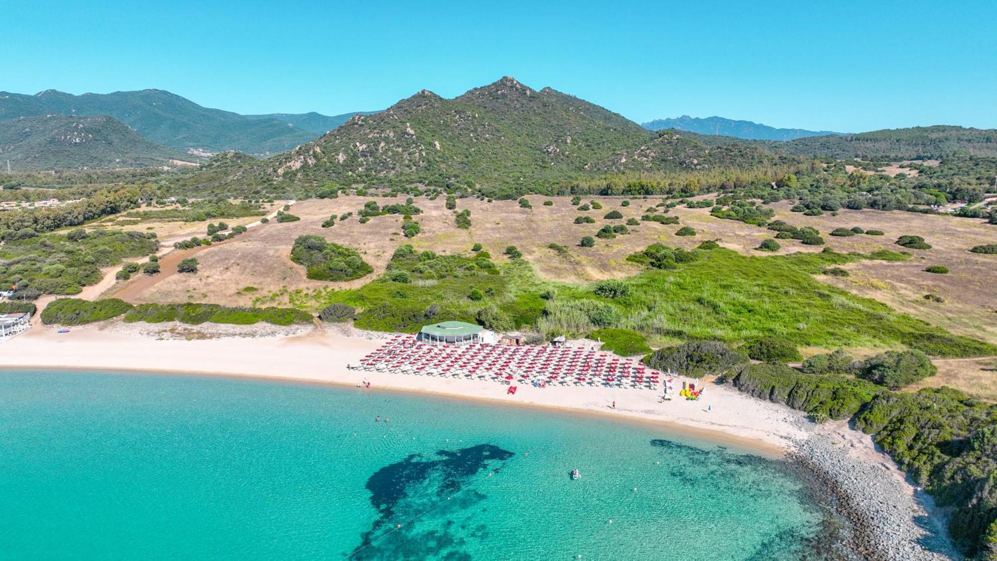 Sant'Elmo Beach Hotel Castiadas Exteriör bild