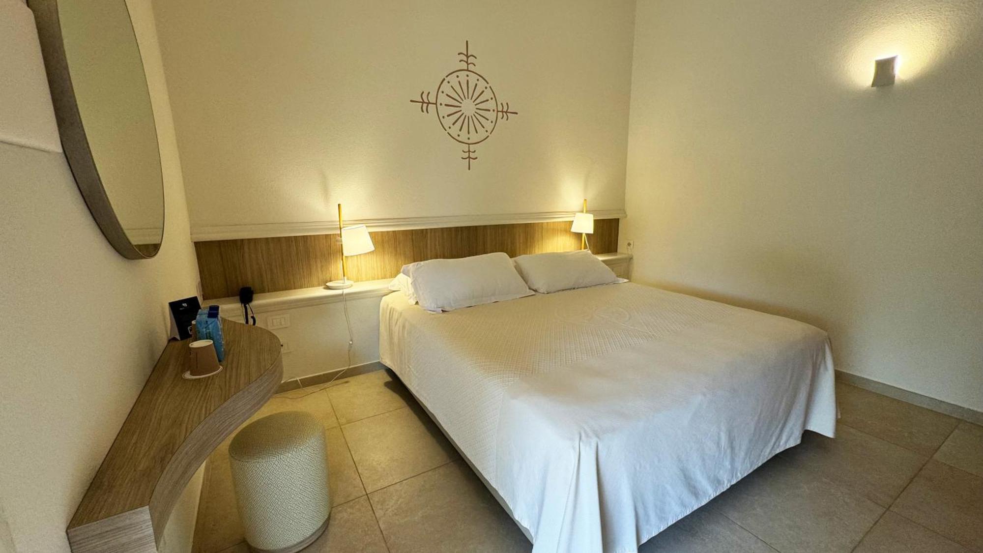 Sant'Elmo Beach Hotel Castiadas Rum bild