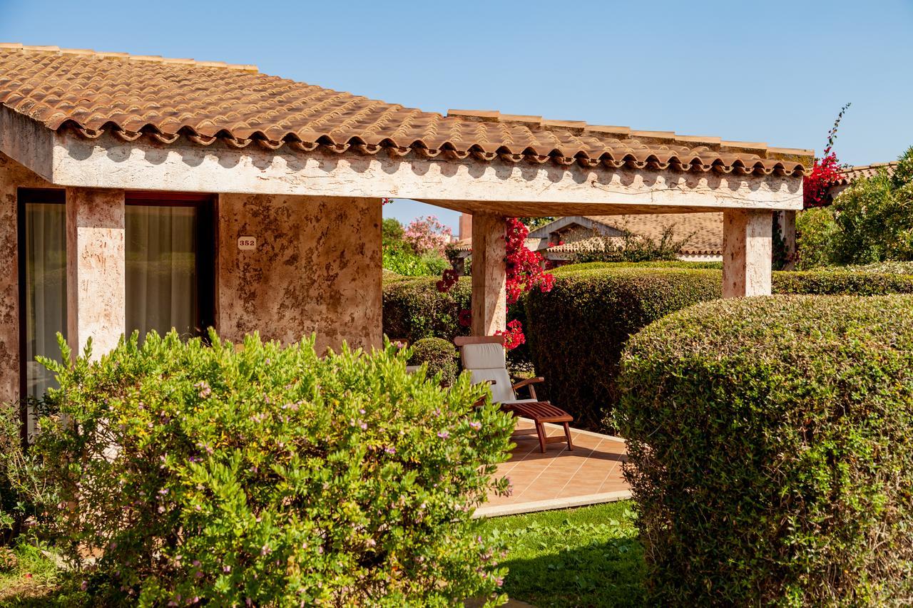 Sant'Elmo Beach Hotel Castiadas Exteriör bild